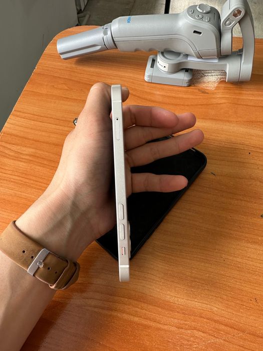 iPhone 12 76 % 128 гб