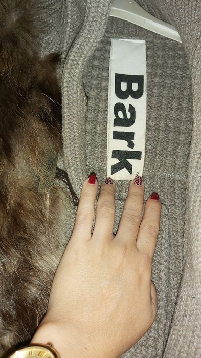 Маркова жилетка на BARK от естествен косъм лисица!Намалена на 100лв!