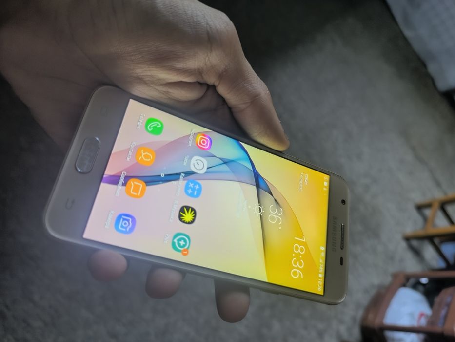 Samsung J5 prime идеальное состояние