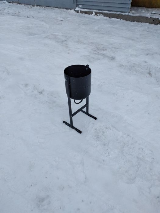 Продам уличную новую урну