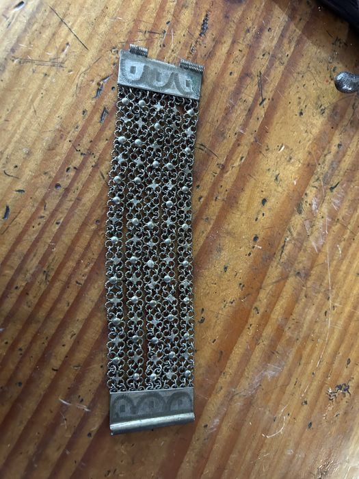 Стари Сребърни Гривни