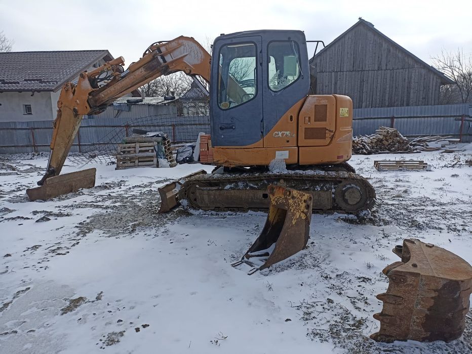 Excavator CASE CX 75SR 7.5 tone