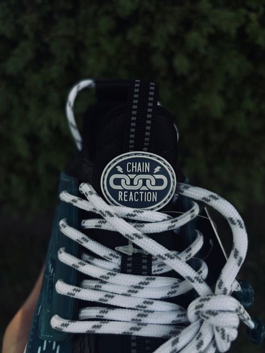 Versace Chain Reaction