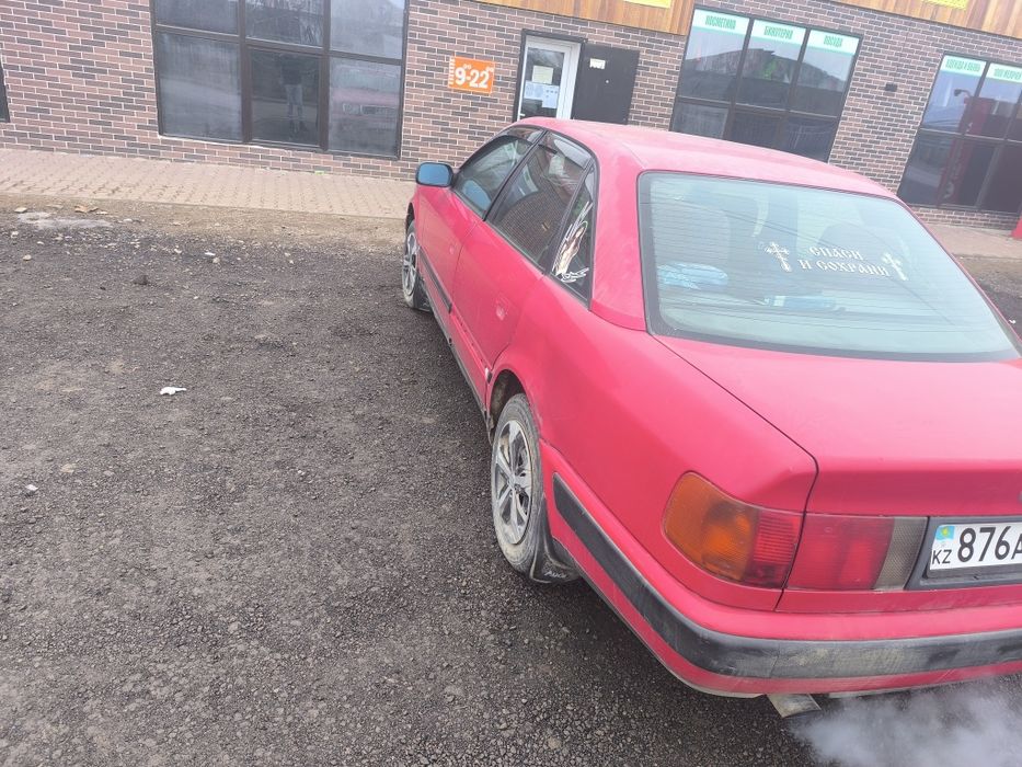 Ауди 100 с4 1993года