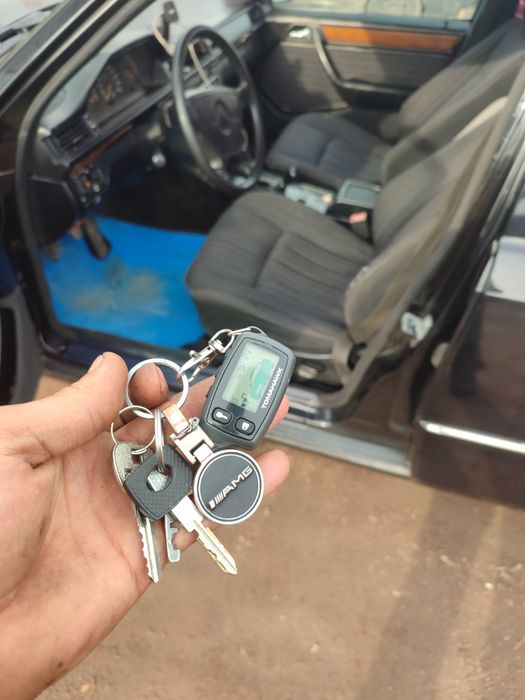 Продам Мерседес 124