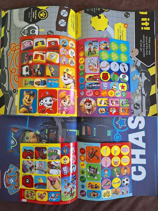 НОВИ английски списания С ИГРАЧКИ