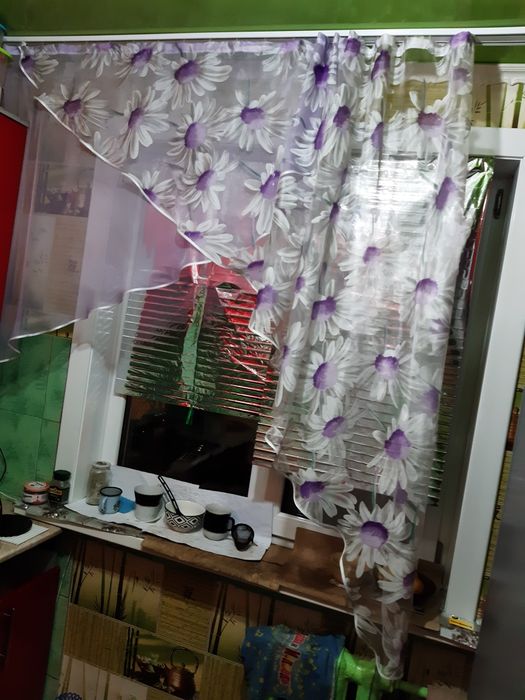 Шторы  для  кухни