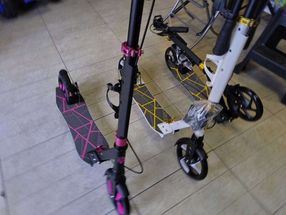 BYOX Детска тротинетка CHIC