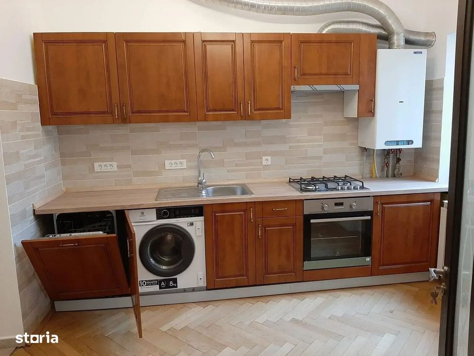 Trei camere Gradina Icoanei in vila renovata!