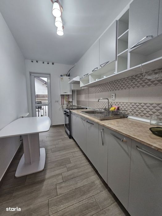 3 camere decomandat, loc de parcare, Valea Lupului