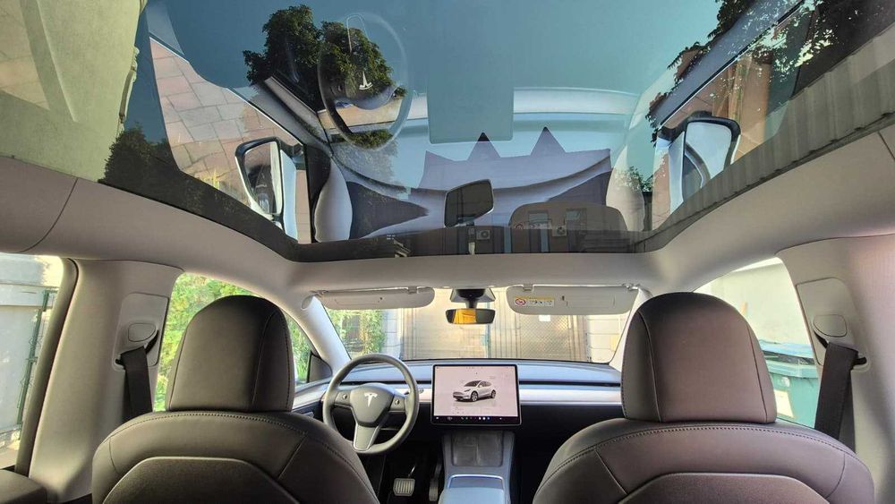 Tesla Model Y Dual Motor Long Range