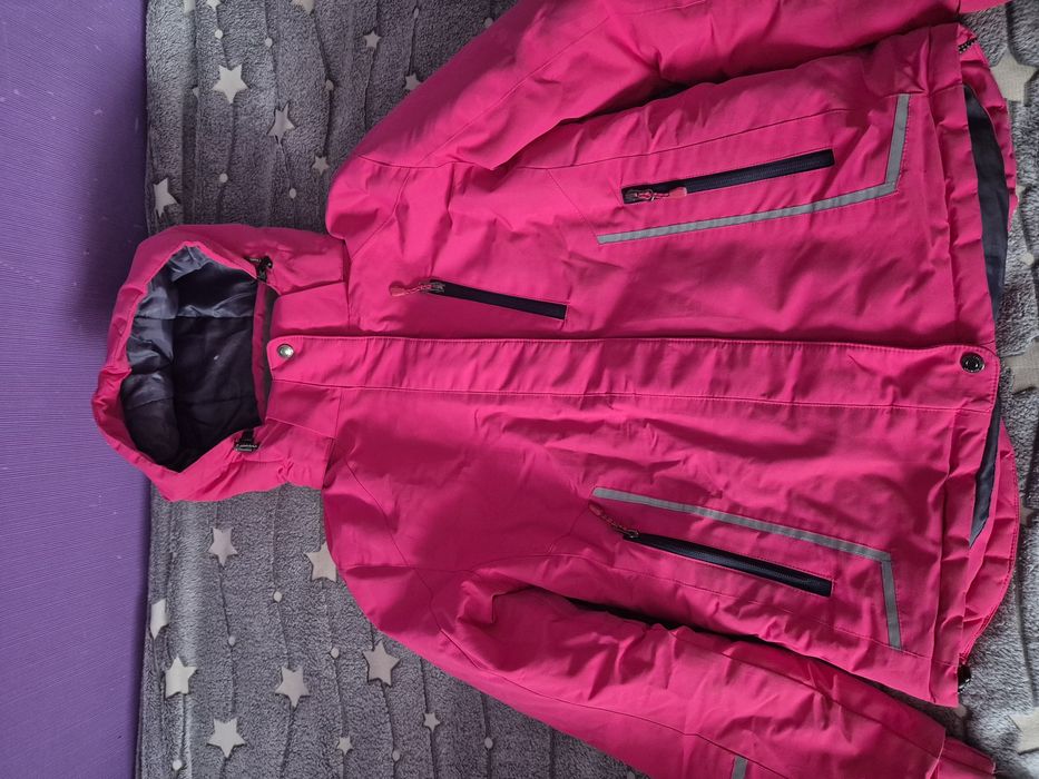 Костюм горнолыжный