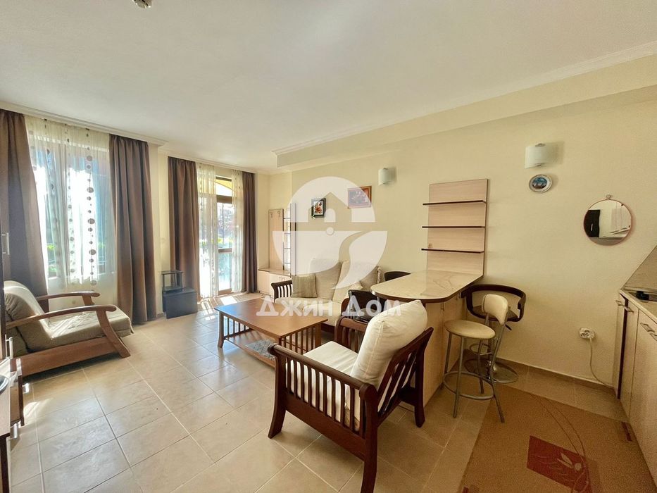 Продава се Двустаен апартамент в Свети Влас - 66 кв.м за 1197 €/кв.м - Снимка #2