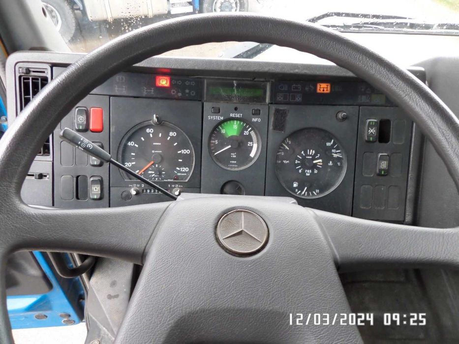 Mercedes-Benz 1838 4x4 Самосвал с кран HIAB 125-3