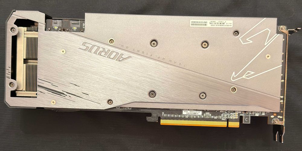 ТОП състояние Видео карта AORUS Radeon RX 6700 XT ELITE 12G GDDR6