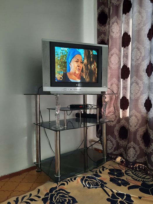 Телевизор  20000тг