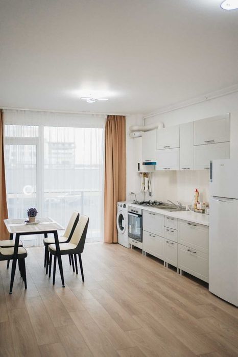 Apartament de inchiriat in bloc nou, zona mall