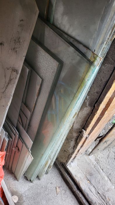 Продам стекло бу