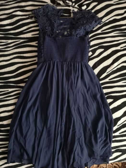 Дамски официални рокли