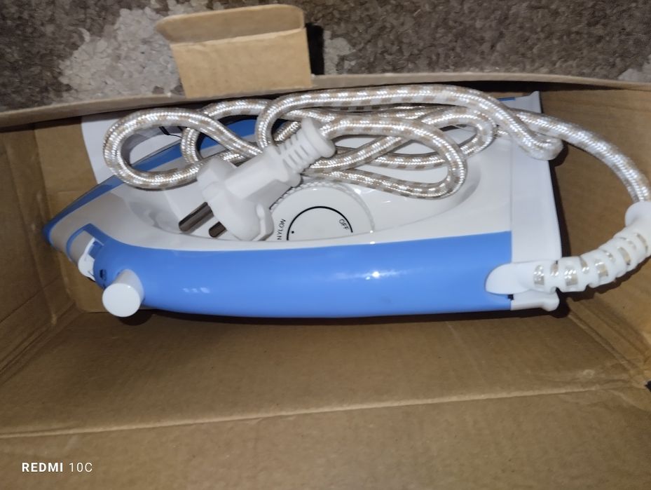 Утюг orvika 1200w