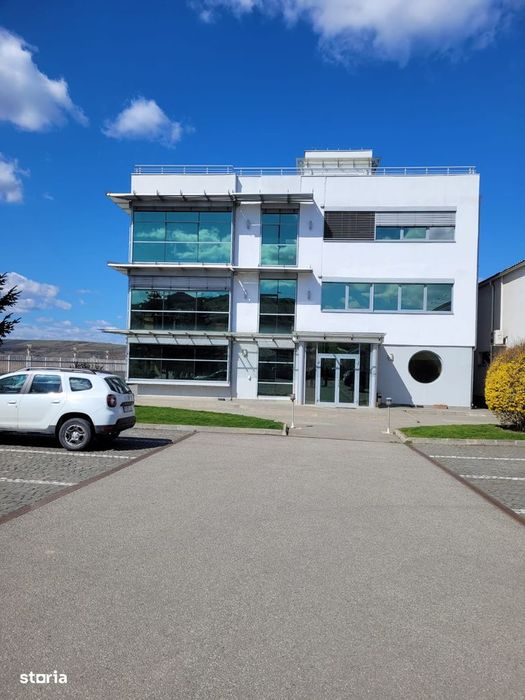 Birouri atelier auto si teren de 50.505 mp