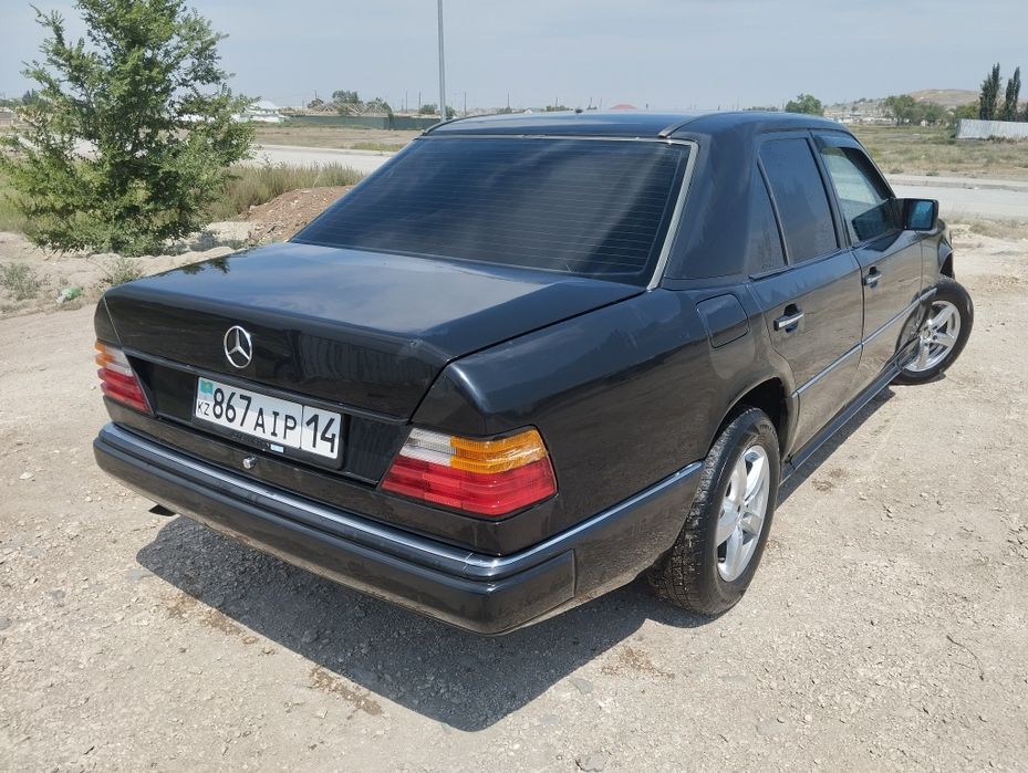 Продам мерседес 124