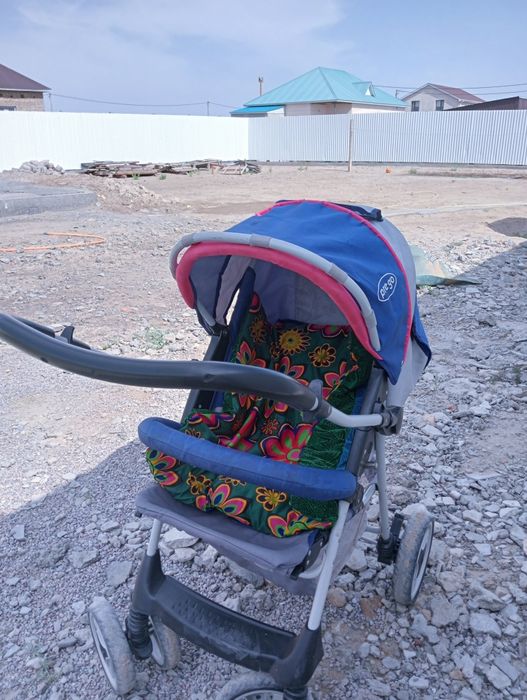 Коляска сатылады.