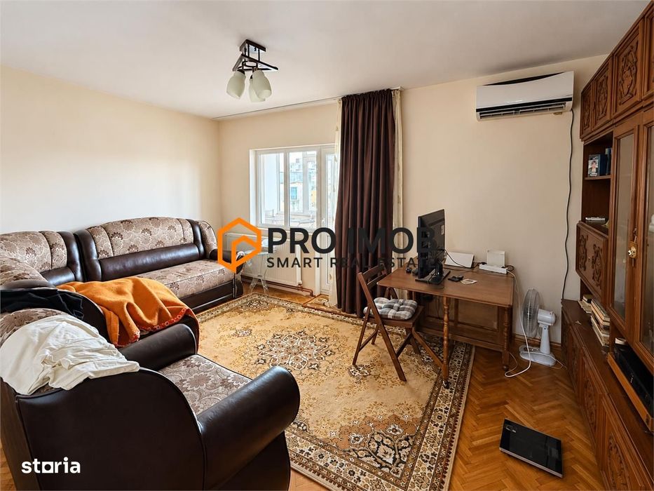 Apartament 3 camere cf 1 decomandat zona Centru