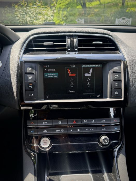 Jaguar XE 2.0d Cutie automata ! Garantie 12 Luni