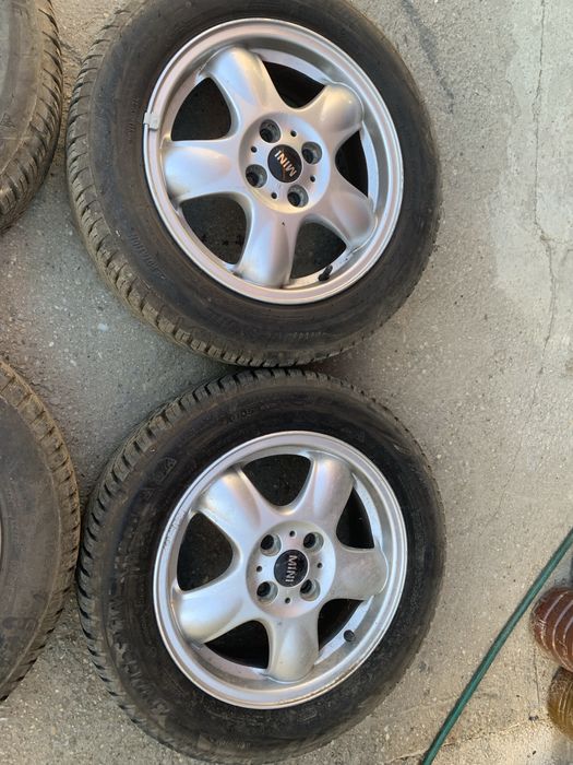 Set jante  R15 prinderi 4x 100  Mini Cooper cu anvelope all season