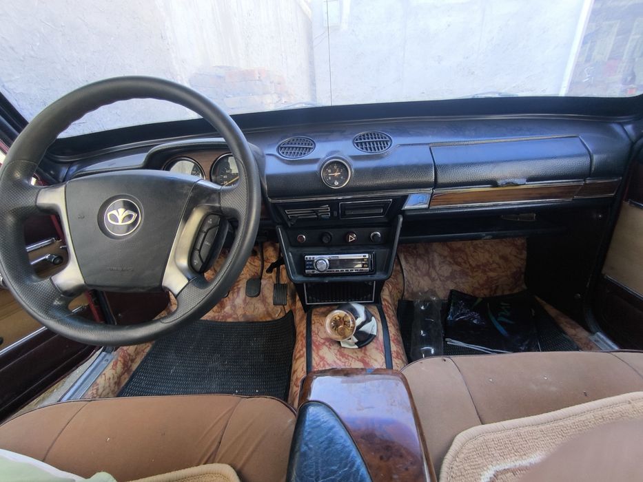 Vaz lada 2106 Saqlangan moshina  5 yil minilmagan prabeg rasmda benzi