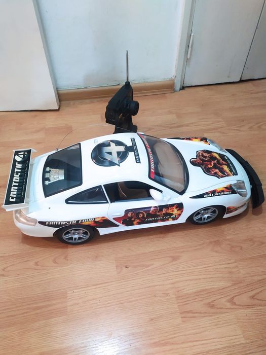 Mașinuță cu telecomandă 2004 Iordania