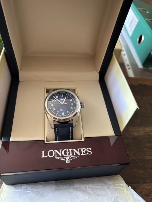 Longines часовник