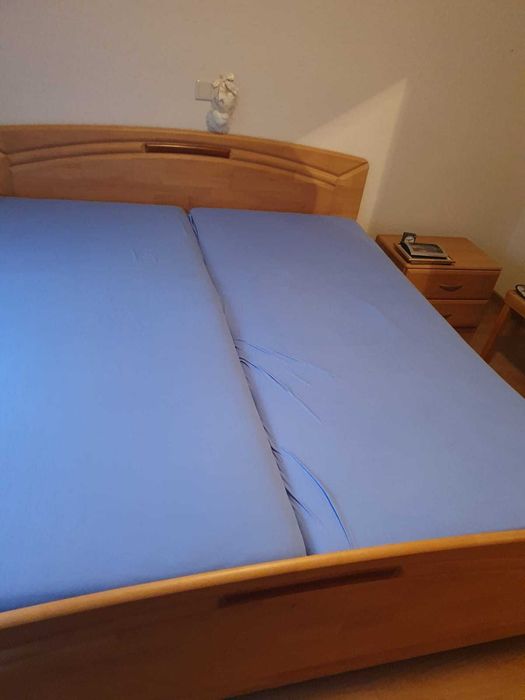 Mobila Dormitor din lemn masiv