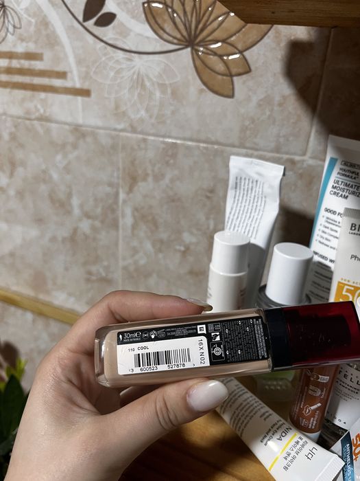 Fond de ten L’oreal Infaillible 110