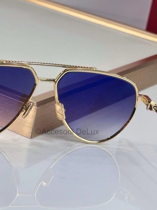 Ochelari de Soare Valentino Garavani V - Stud II 3D Aviator Frame Noi Full Box [Verificare Colet] Gold