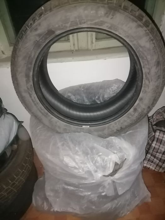 Продам зимние шины