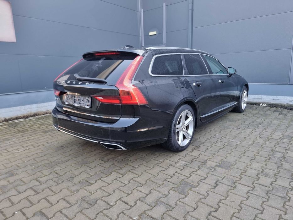 VOLVO V90 D4 Inscription 2020 Automat