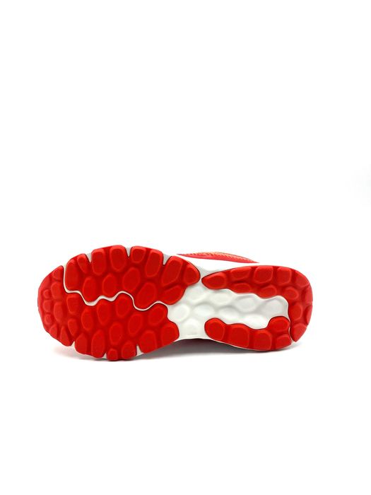 Кроссовки New Balance 520v8