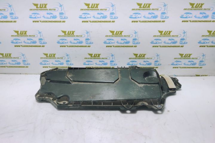 Capac motor 2.3 dci m9t 8200805844 Renault Master 3  [din 2010 pana  2015] seria