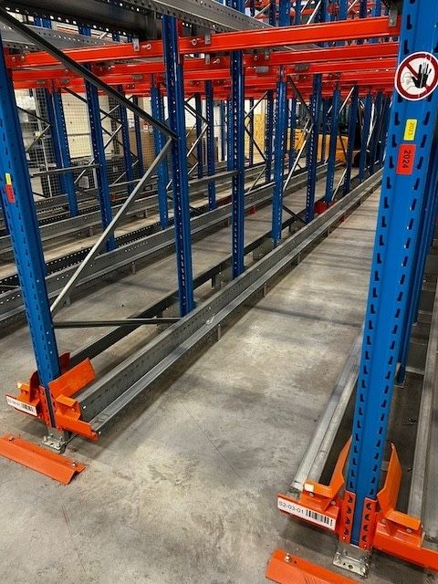 Rafturi metalice dirve-in