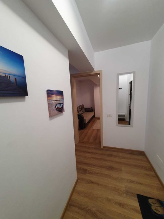 Inchiriez ap cu 3 camere,utilat modern.