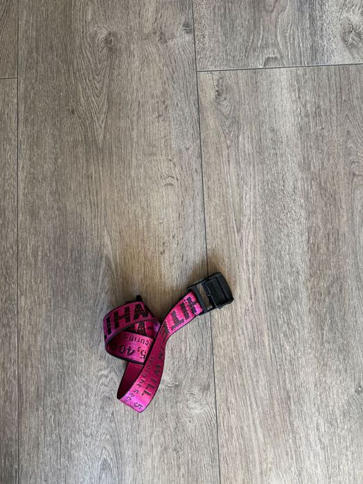 Колан Off White нов