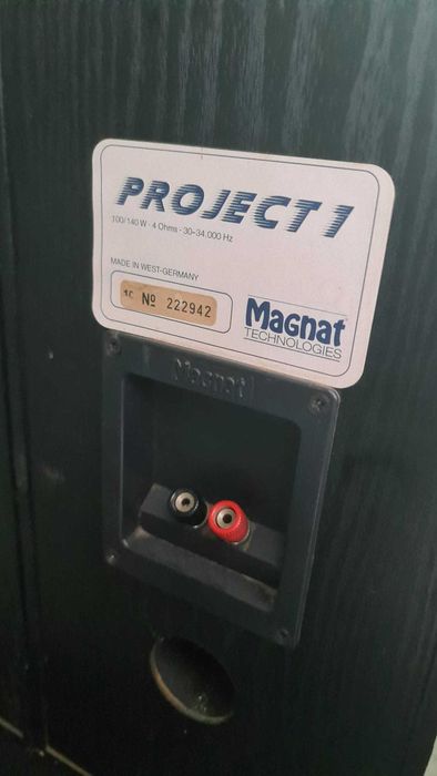 Vand boxe tot ce se vede in anunt pt mai multe detalii in privat