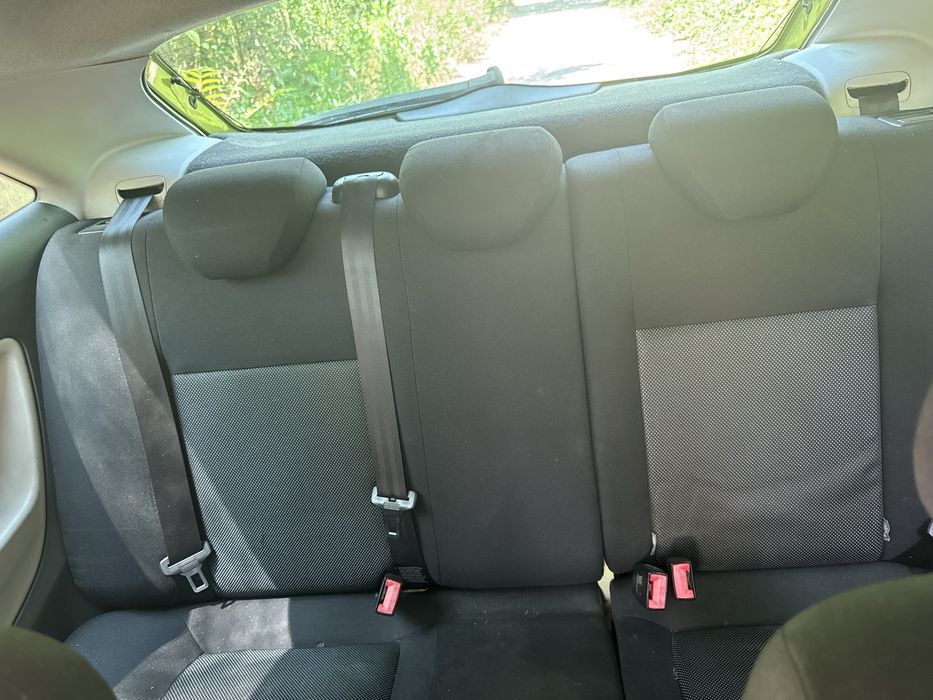 Seat ibiza 1.4 бензин