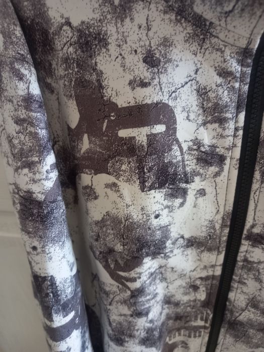 Ветровка подростковая.