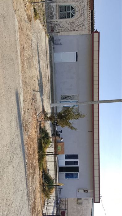 Magazin sotiladi 3-honali Sevinch töyxona chap tomonida