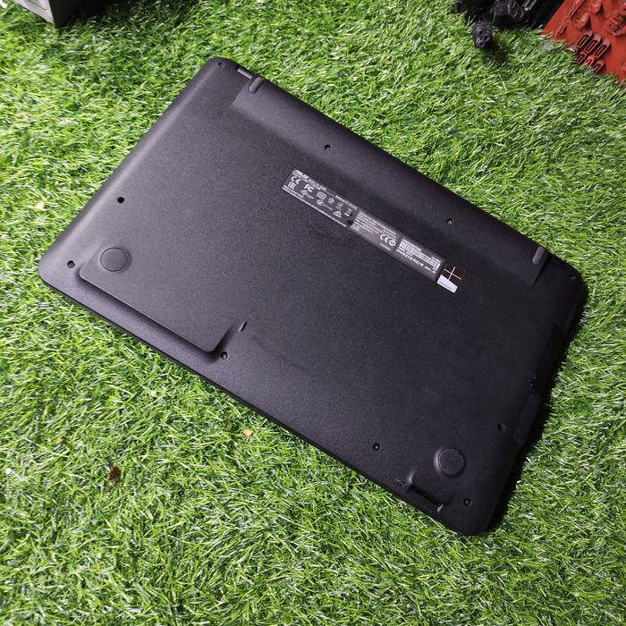 Продам ноутбук asus