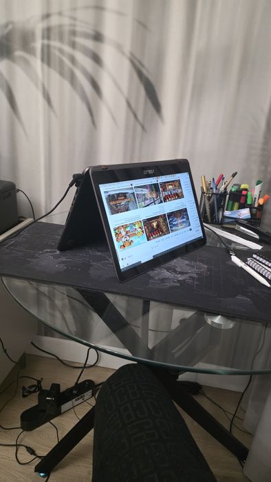 ASUS ZenBook Flip - I7- touch