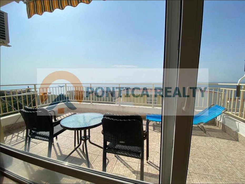 Студио с панорамна гледка море в Свети Влас